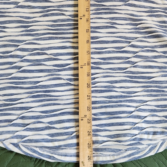 Chico's blue & White long sleeve top - Picture 4 of 8